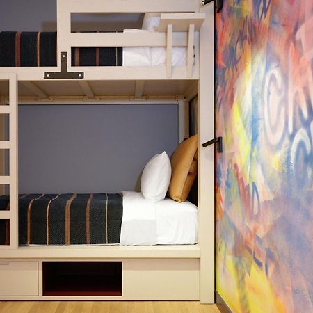 Moxy Richmond Downtown Hotel Ngoại thất bức ảnh