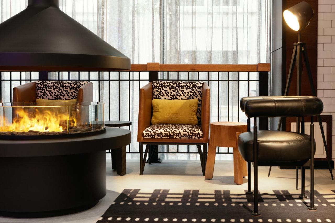 Moxy Richmond Downtown Hotel Ngoại thất bức ảnh