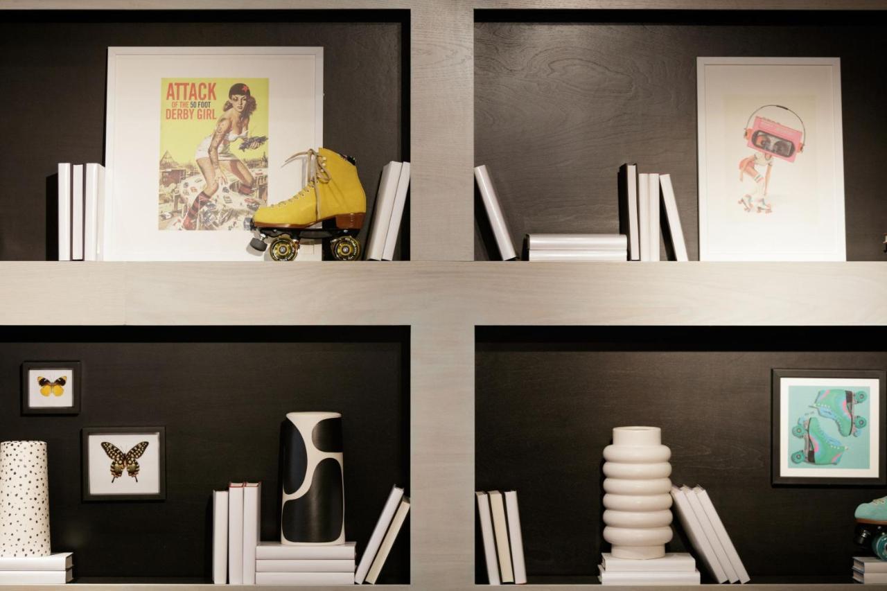 Moxy Richmond Downtown Hotel Ngoại thất bức ảnh
