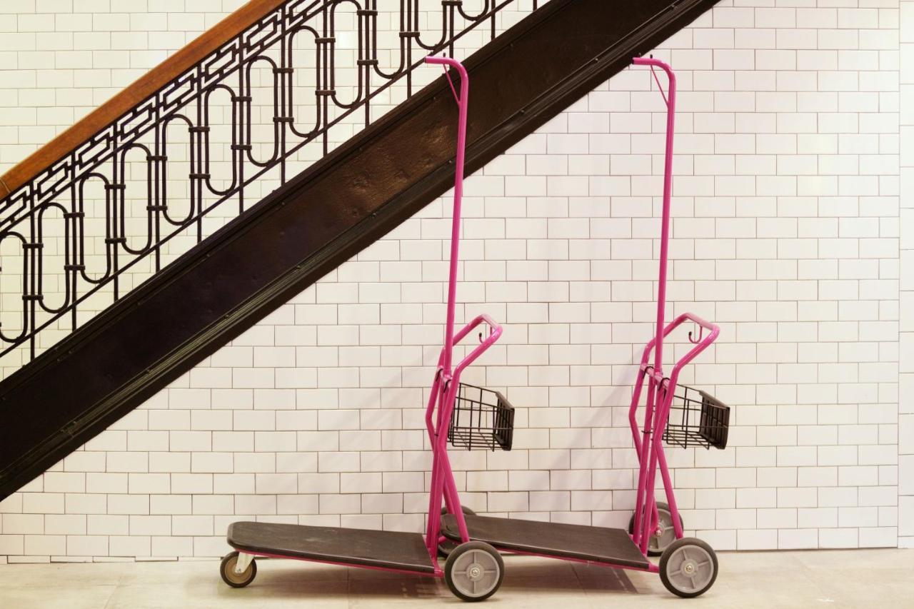 Moxy Richmond Downtown Hotel Ngoại thất bức ảnh