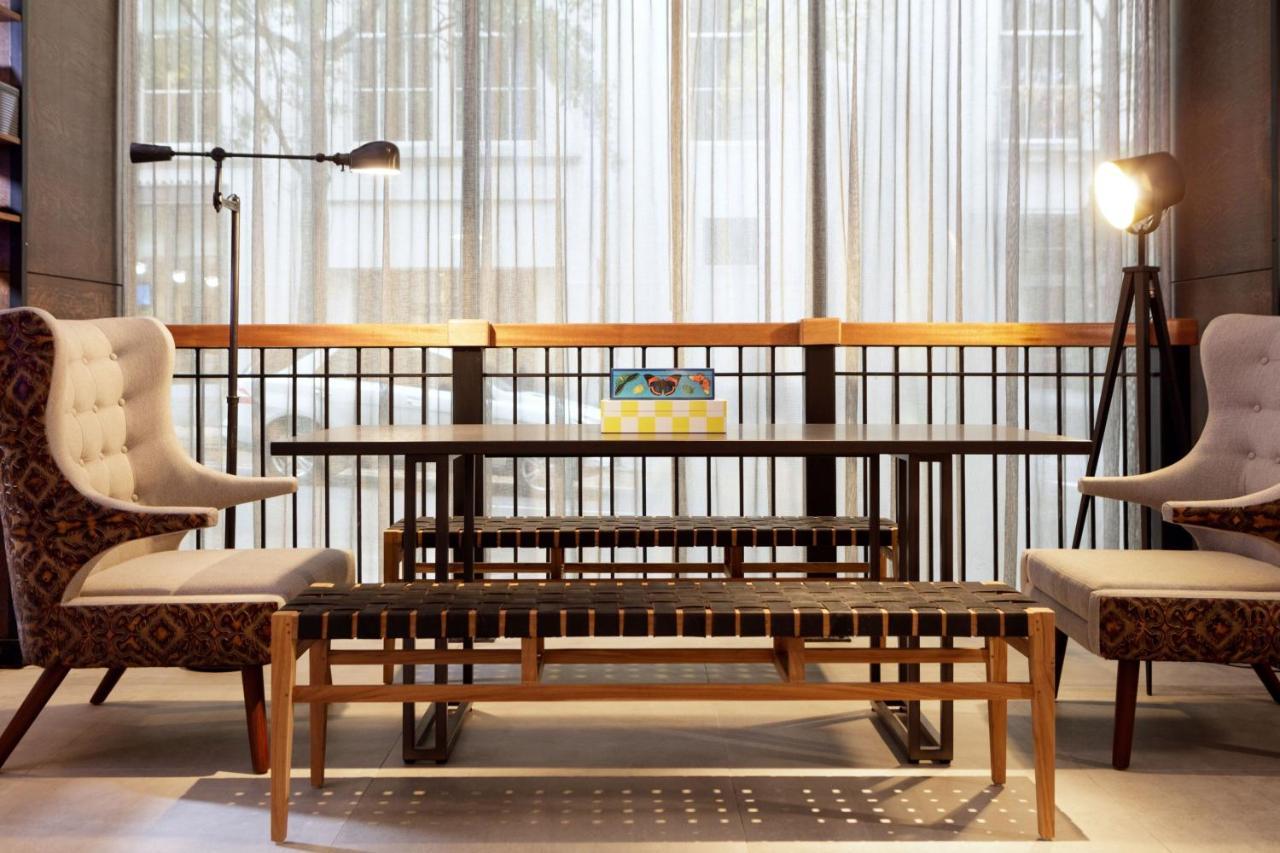 Moxy Richmond Downtown Hotel Ngoại thất bức ảnh